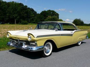 1957 Ford Fairlane 500 2-door Hard Top